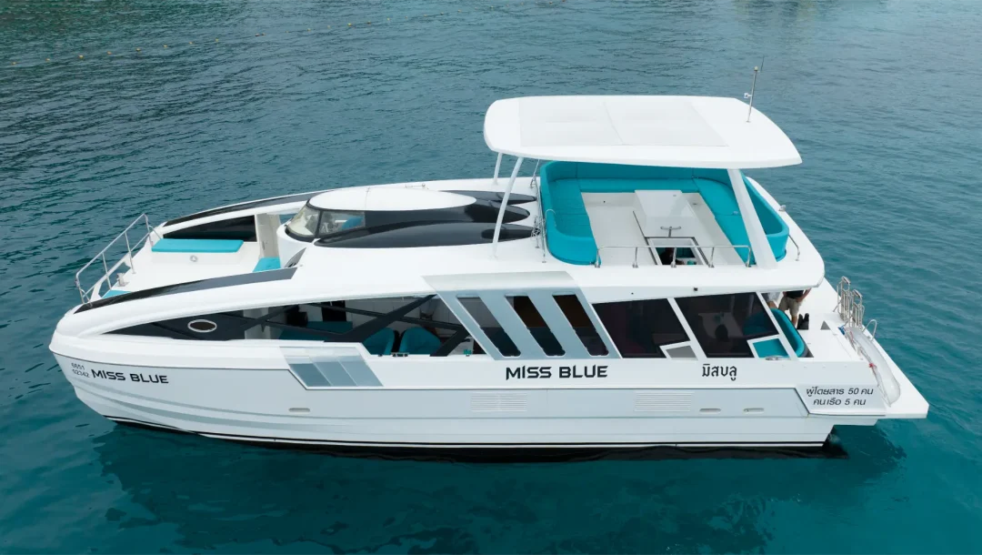 Miss Blue - 44