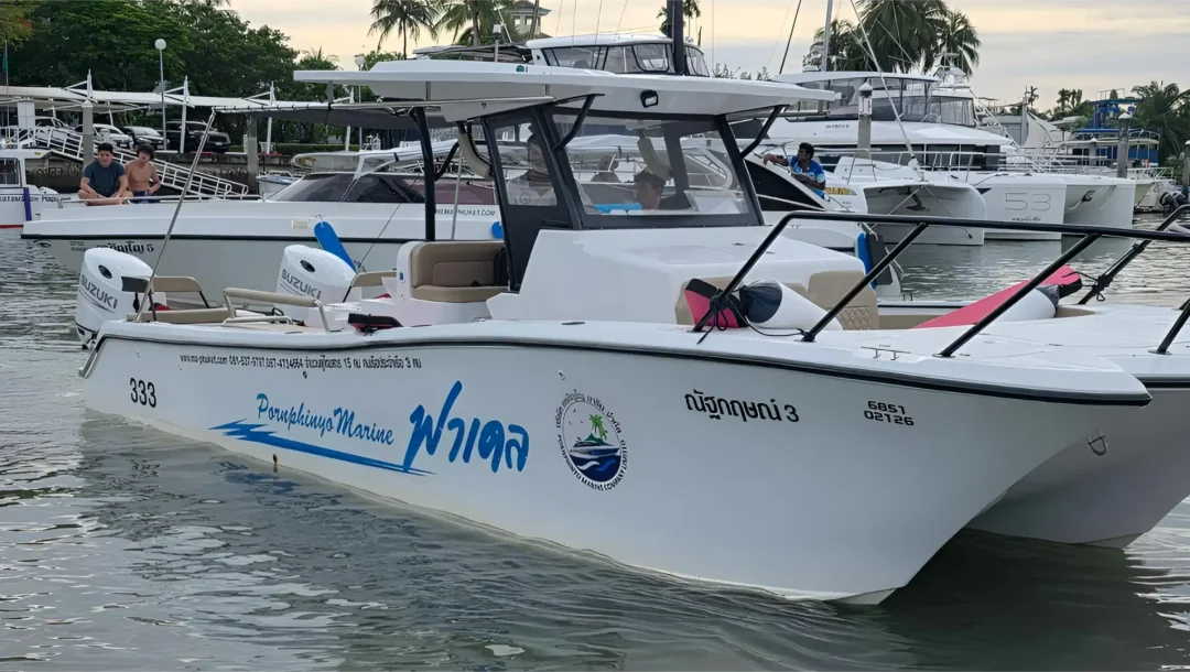 PORNPINYO-SPEED-CATAMARAN-2